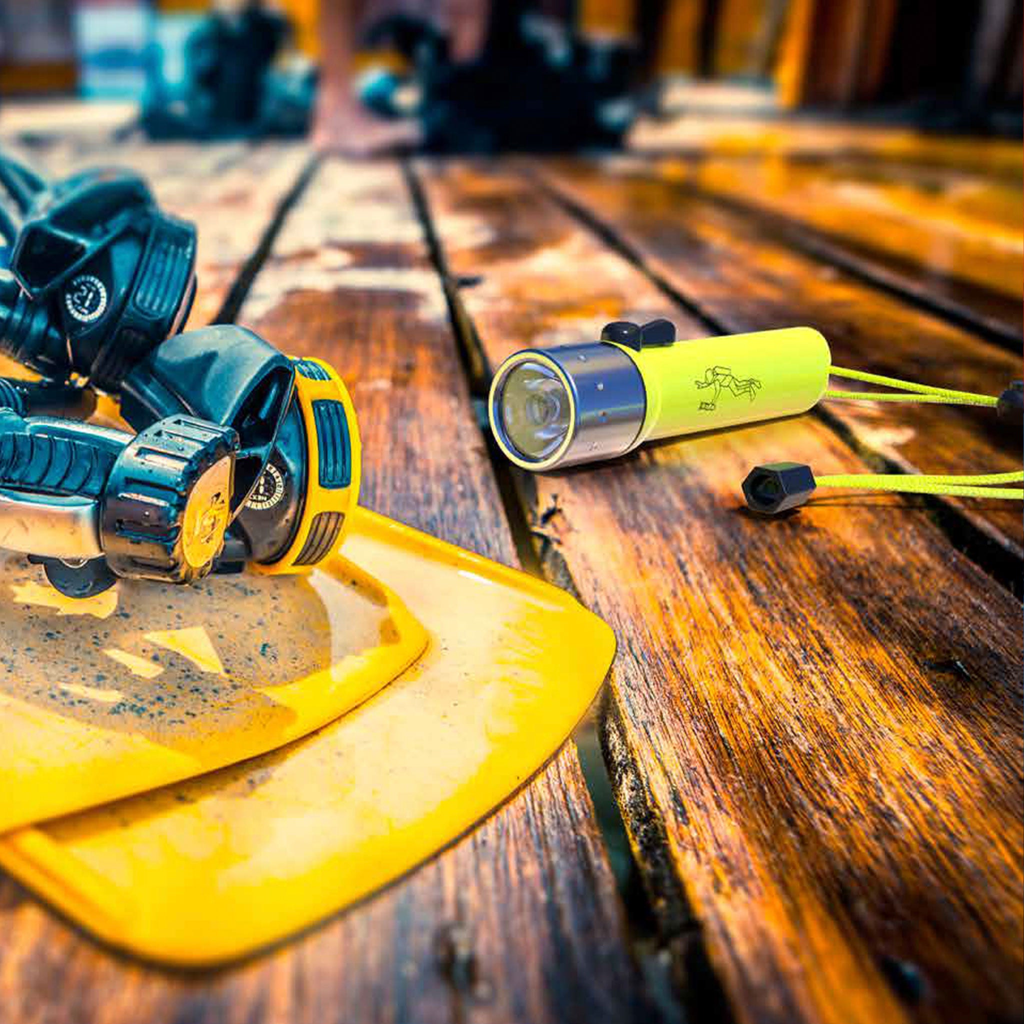 D14.2 Battery Operated Torch